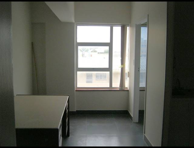 90M² OFFICE TO LET IN STRAND CENTRAL